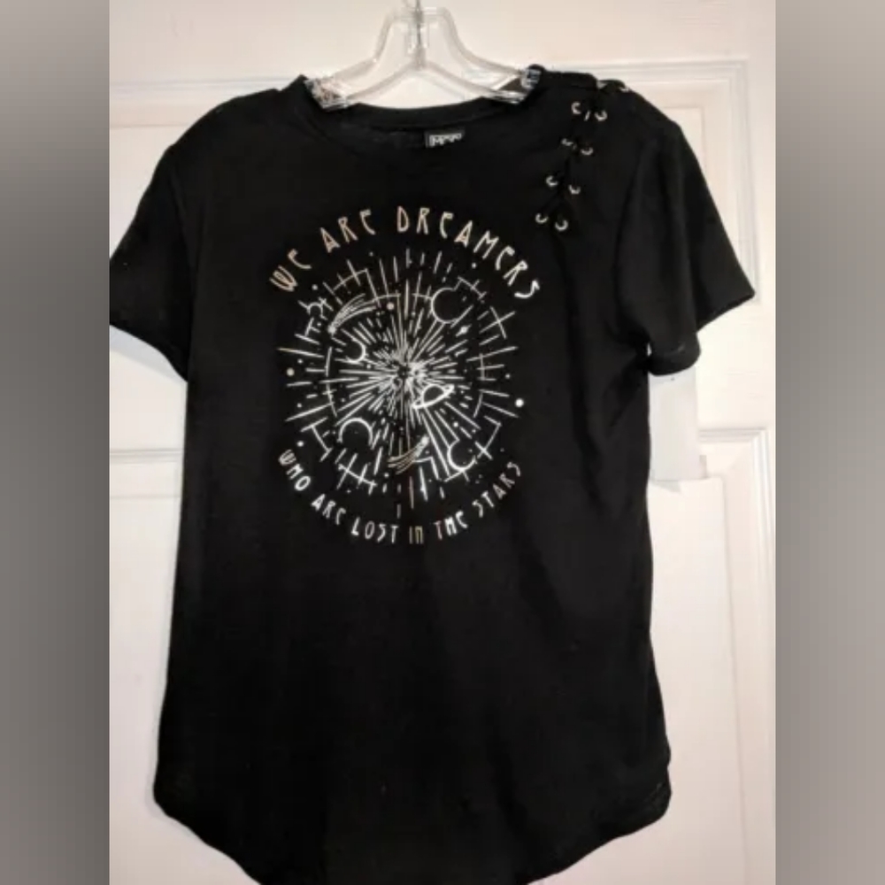 Mod Lux Women's Tshirt We Are Dreamers Great Used Condition Shoulder Laces Sz XL